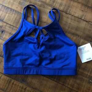 NWT Victoria’s Secret Cutout Sports Bra